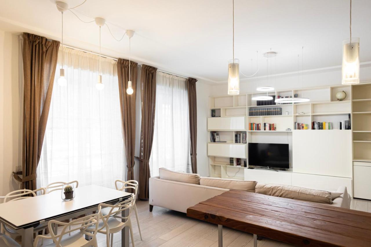 Elegante E Spazioso Quadrilocale In Porta Venezia Milán Exteriér fotografie